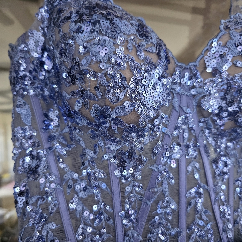 EUC Sherri Hill 55500 Prom Formal Gown Dress 4 Purple Sequin Lace Tiered Corset - Picture 7 of 11